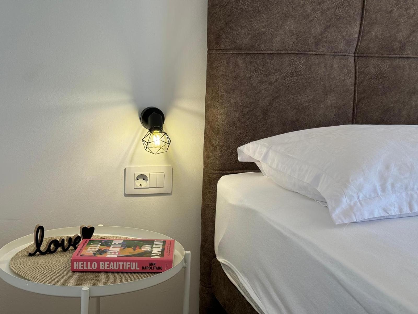 Accommodation Divanovic With Sea View 두브로브니크 외부 사진